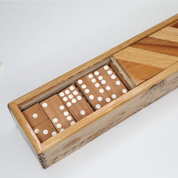 Vintage Cuba Wood Dominoes Set Wooden Retro Games Travel Summer - Picture 6 of 7